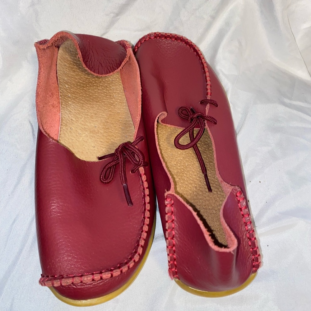 Elegant Burgundy Leather Moccasins for Women